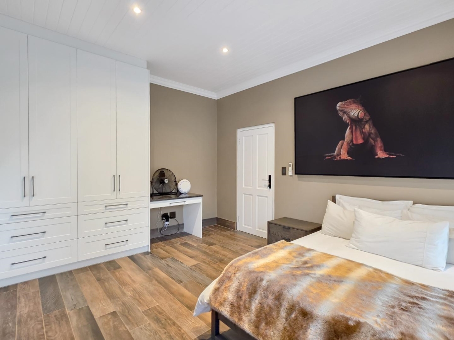 7 Bedroom Property for Sale in Durbanville Western Cape